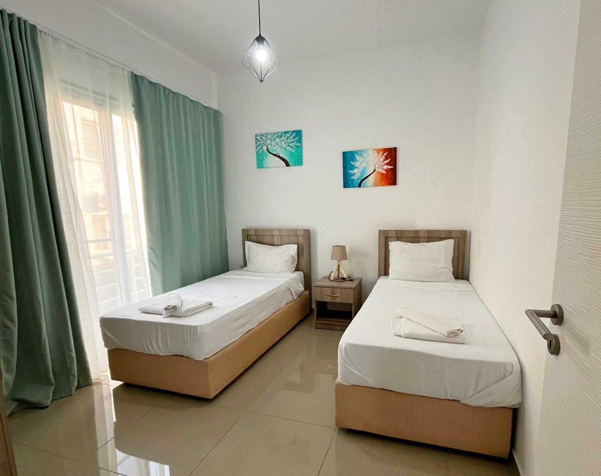 Quitet Two Bedroom Apartment With Private Garden Lukomorye D2 Karavas  ภายนอก รูปภาพ
