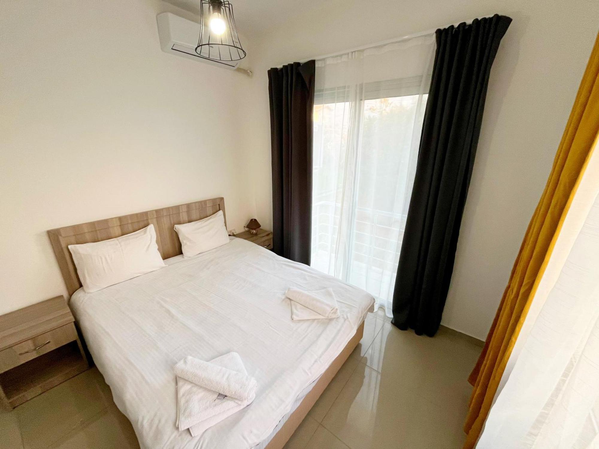 Quitet Two Bedroom Apartment With Private Garden Lukomorye D2 Karavas  ภายนอก รูปภาพ